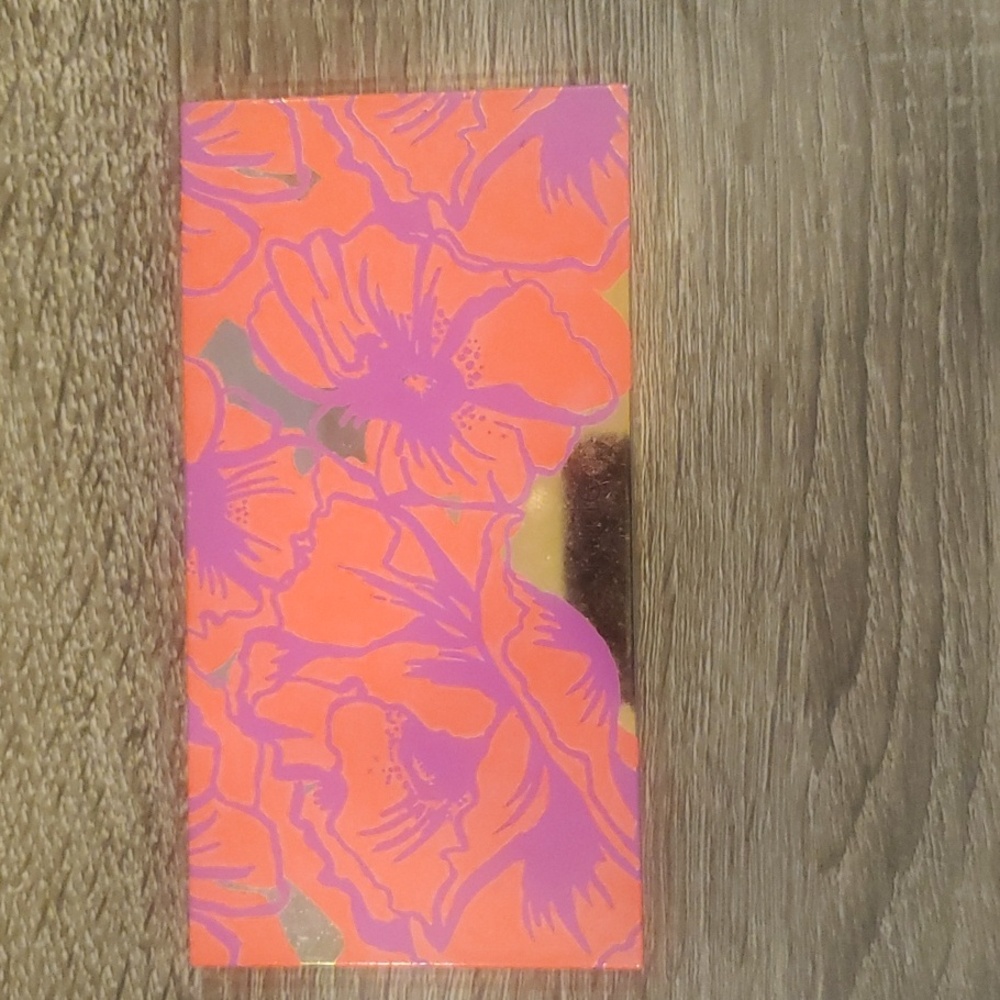 Tarte cosmetic Amazonian clay eye and cheek palette.